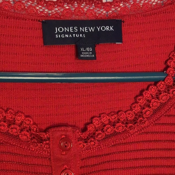 JONES NEW YORK women’s top  XL  red w/ red stripes - Picture 3 of 5